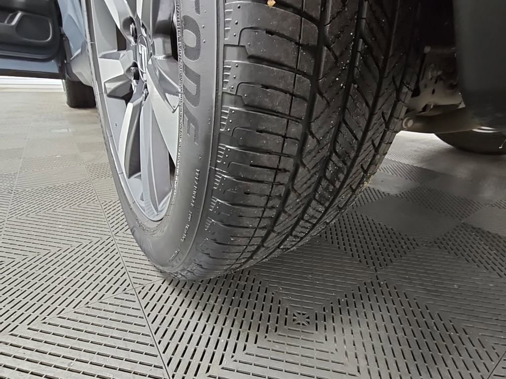 Used 2023 Honda Pilot Elite image 48