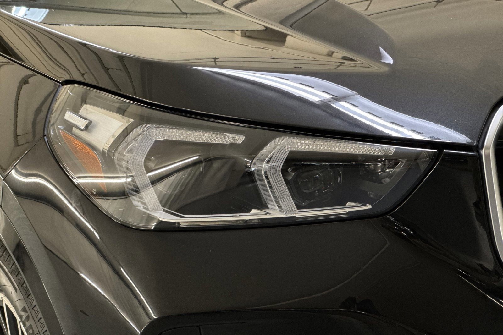 Certified 2023 BMW X1 xDrive28i w/ M Sport Package image 11