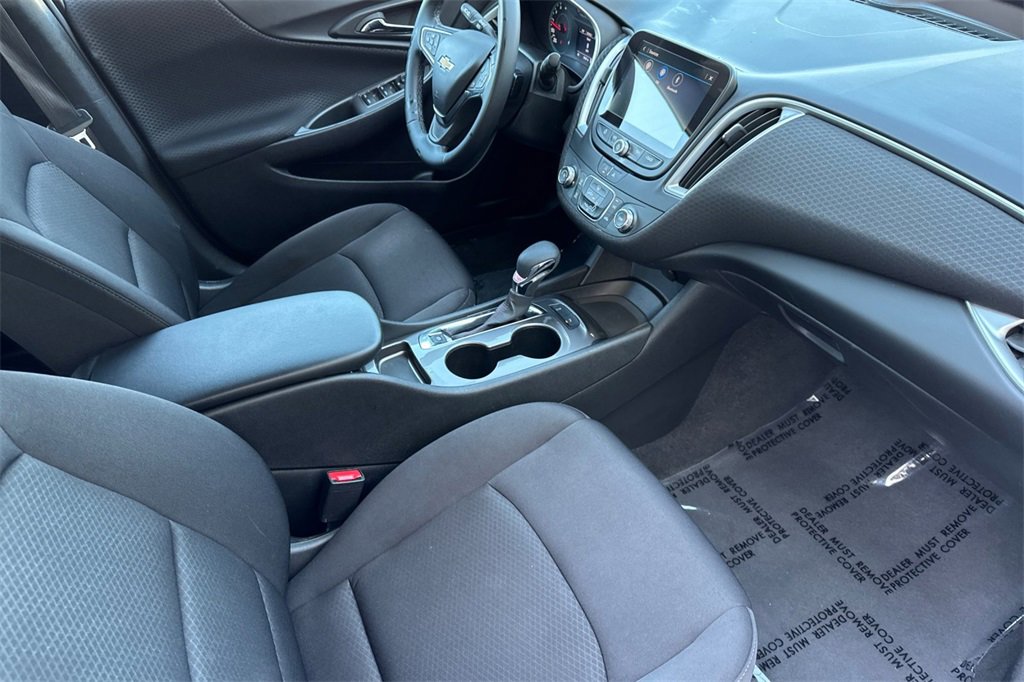 Used 2024 Chevrolet Malibu RS image 17