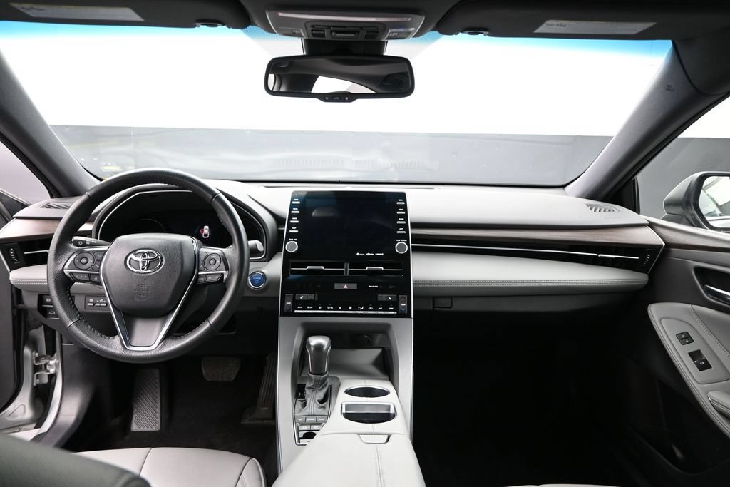 Used 2022 Toyota Avalon XLE w/ Moonroof Package FWD image 17