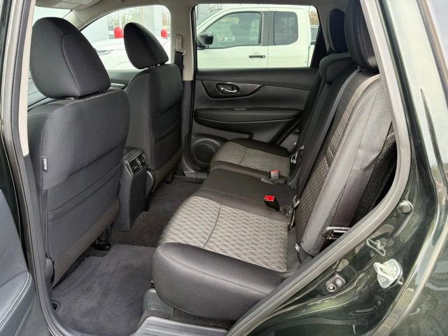 Used 2020 Nissan Rogue SV image 26
