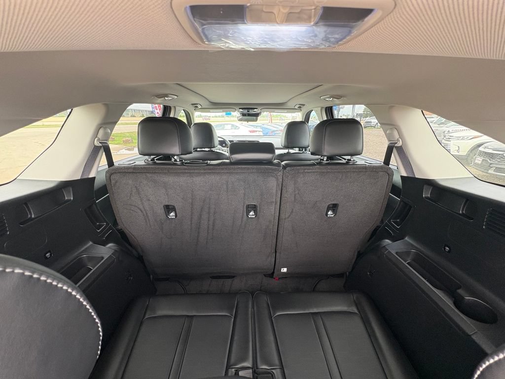 Certified 2025 Kia Sorento S w/ Panoramic Sunroof Package FWD image 16