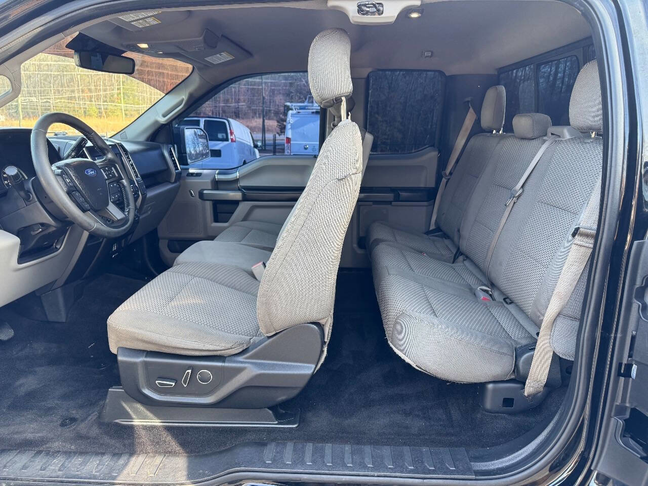 Used 2017 Ford F150 XLT w/ Equipment Group 302A Luxury image 14