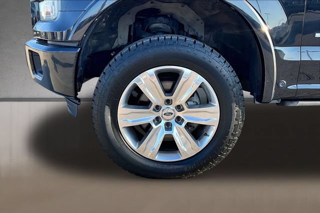 Used 2015 Ford F150 Platinum w/ Equipment Group 701A Luxury AWD/4WD image 6