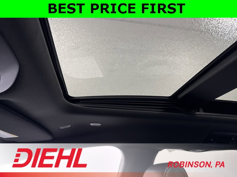 New 2026 Chrysler Pacifica Limited w/ S Appearance Package image 40