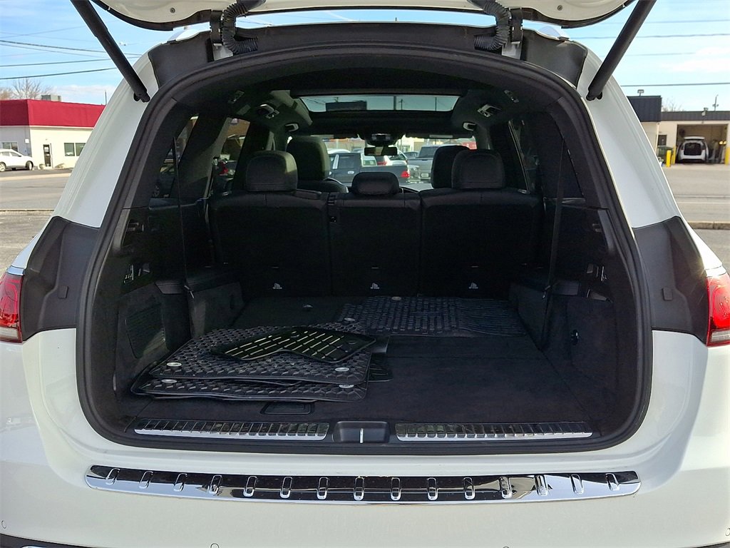 Used 2022 Mercedes-Benz GLS 450 4MATIC image 30