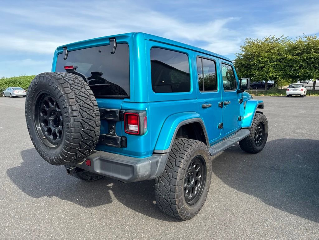 Used 2018 Jeep Wrangler Unlimited Sahara w/ Cold Weather Group AWD/4WD image 4