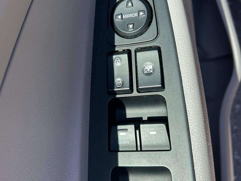 Used 2019 Hyundai Tucson SE AWD/4WD image 14