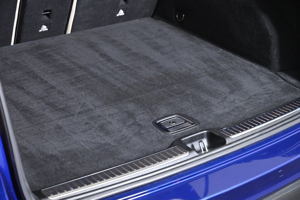 Used 2020 Mercedes-Benz GLC 300 4MATIC image 38