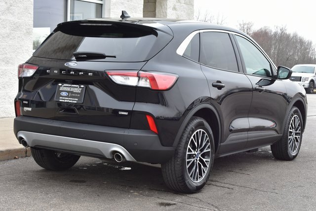 Used 2022 Ford Escape SE w/ Cold Weather Package image 11