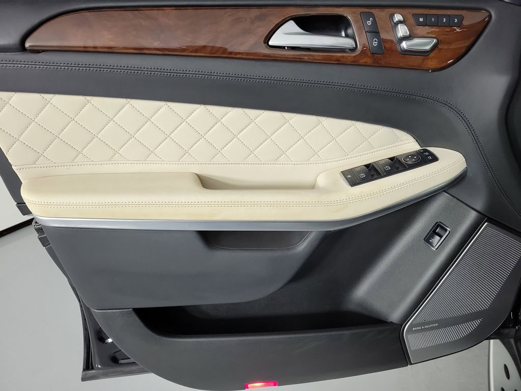 Used 2018 Mercedes-Benz GLS 550 GLS 550 image 19