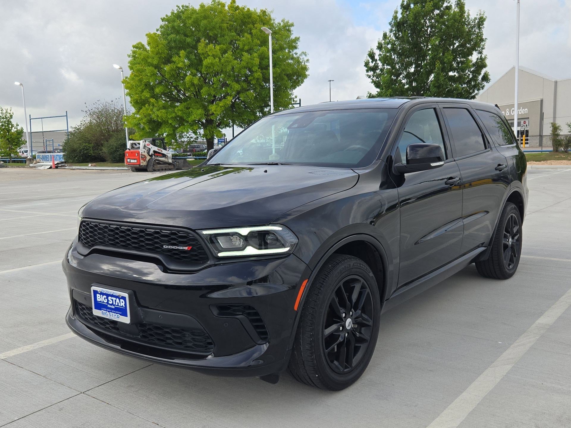Used 2025 Dodge Durango GT image 9