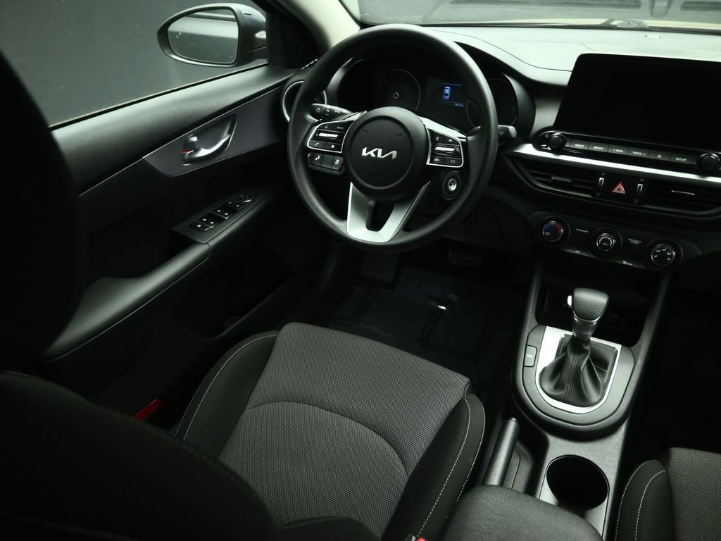 Certified 2024 Kia Forte LXS w/ LXS Technology Package image 46