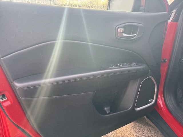 Used 2021 Jeep Compass Altitude w/ Sun and Sound Group image 17