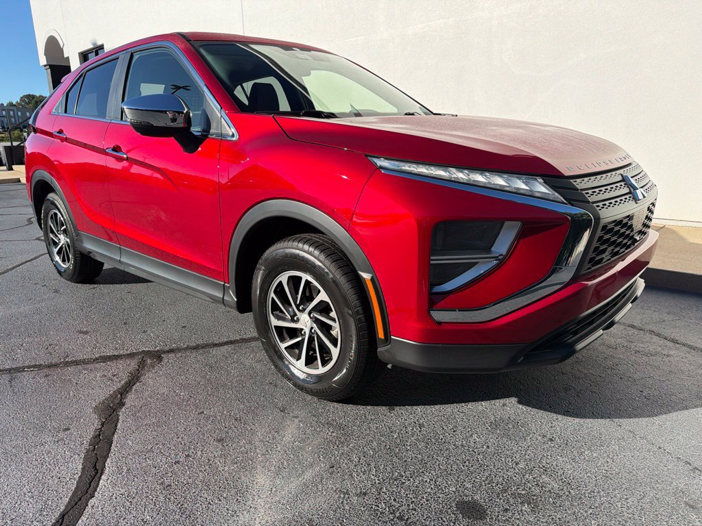 Used 2022 Mitsubishi Eclipse Cross ES AWD/4WD image 3