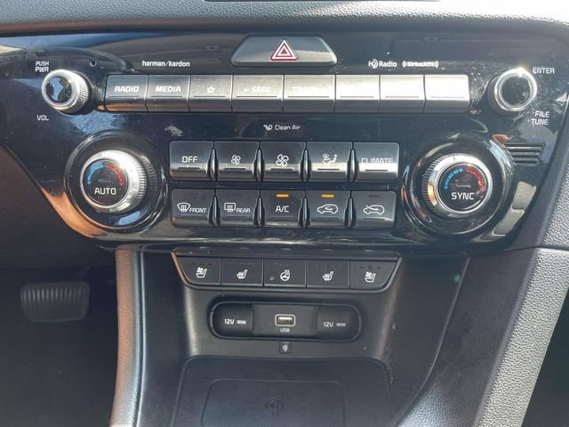 Certified 2022 Kia Sportage EX w/ EX Technology Package FWD image 31