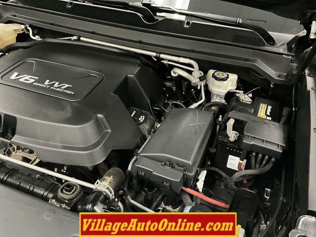 Used 2015 GMC Canyon SLT w/ Driver Alert Package image 40