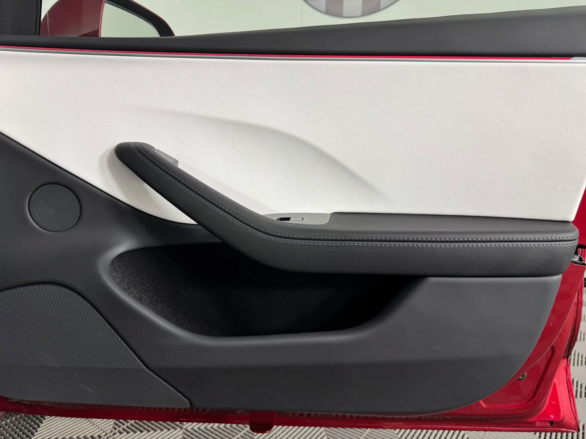 Used 2025 Tesla Model 3 Long Range AWD/4WD image 39