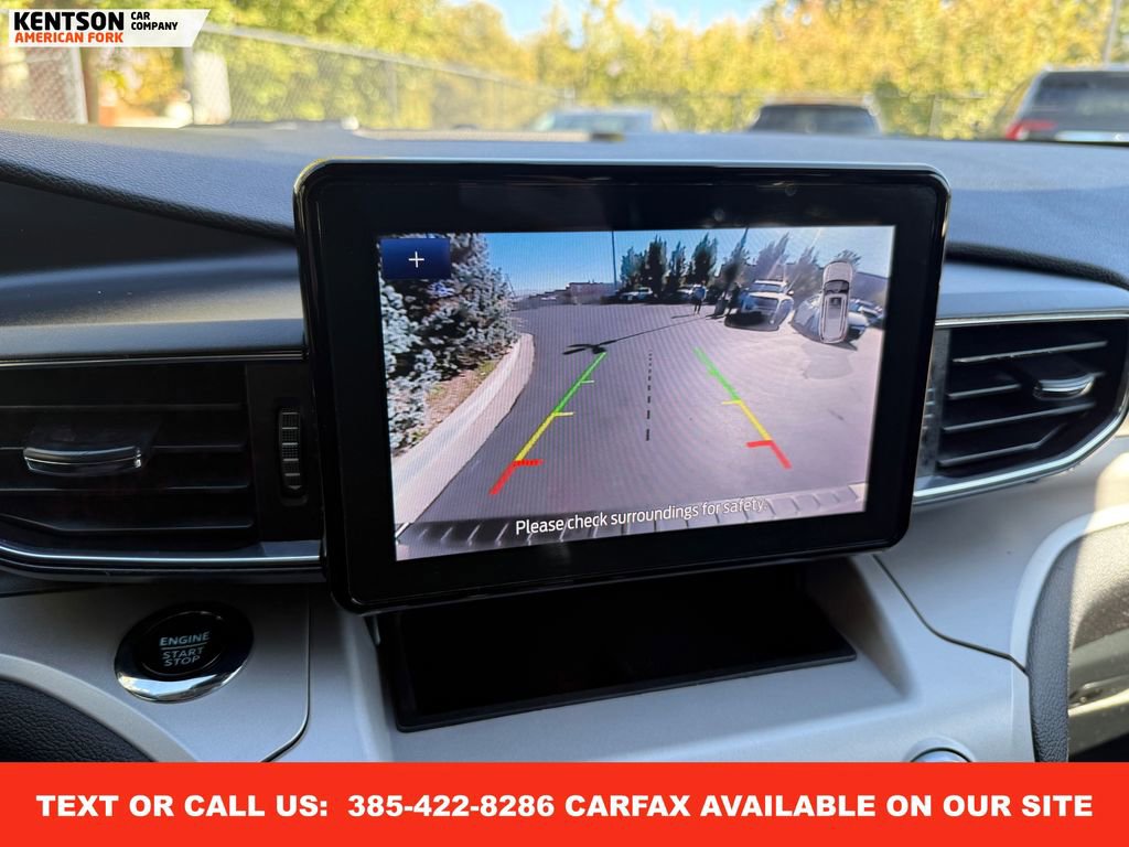 Used 2024 Ford Explorer XLT w/ Equipment Group 202A image 28