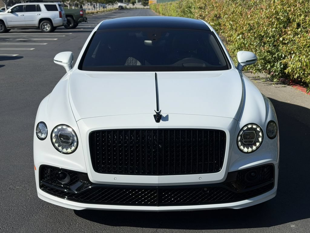 Used 2023 Bentley Flying Spur W12 AWD/4WD image 18