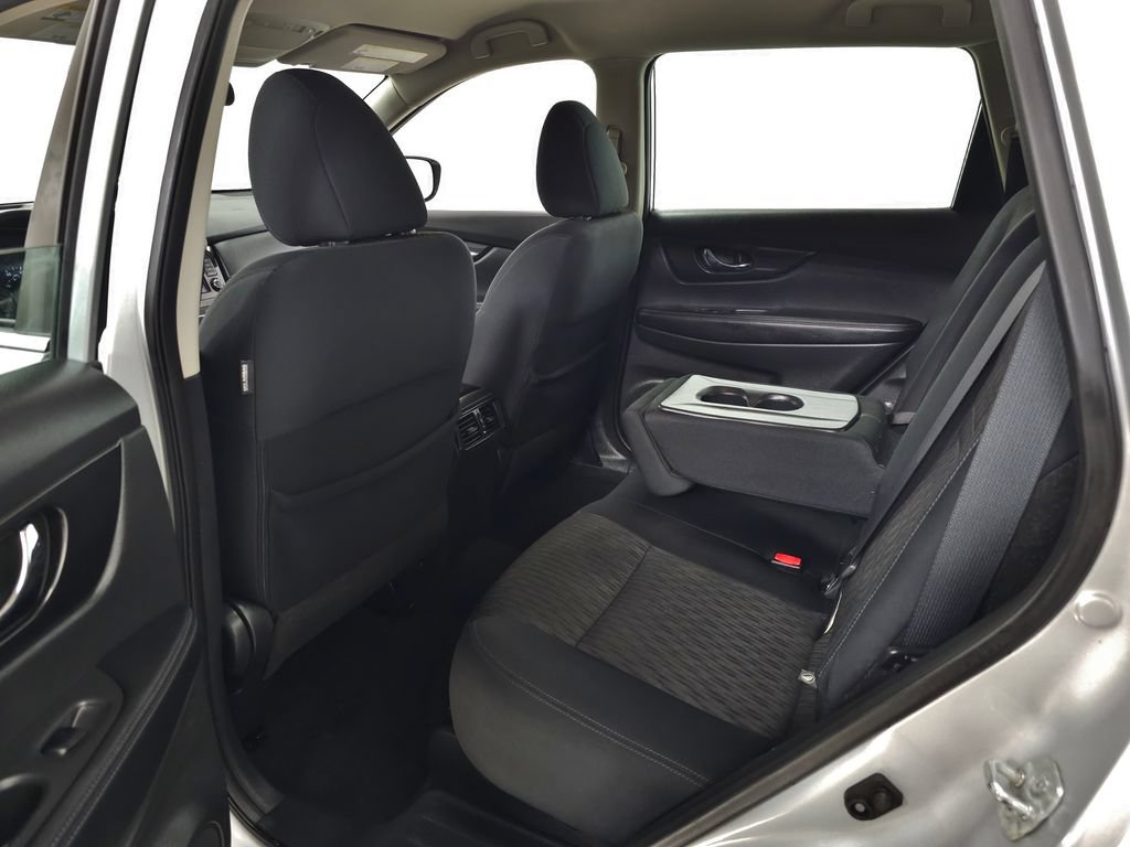 Used 2018 Nissan Rogue S AWD/4WD image 24
