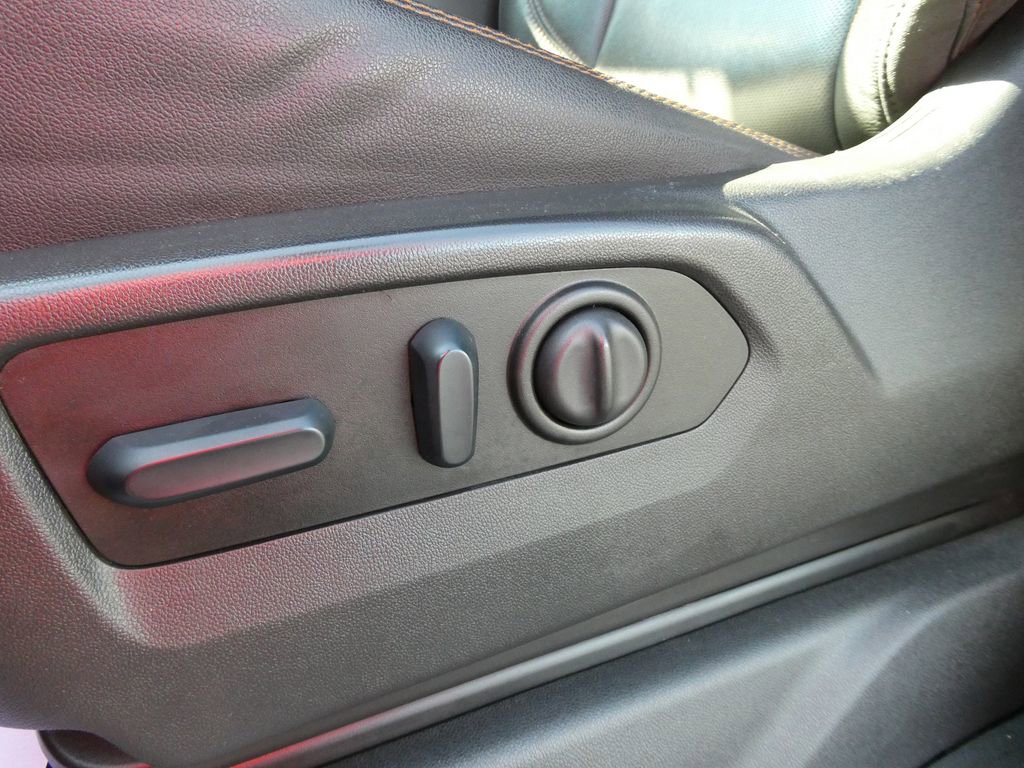 Used 2023 GMC Sierra 2500 AT4 w/ Gooseneck/5TH Wheel Package image 28