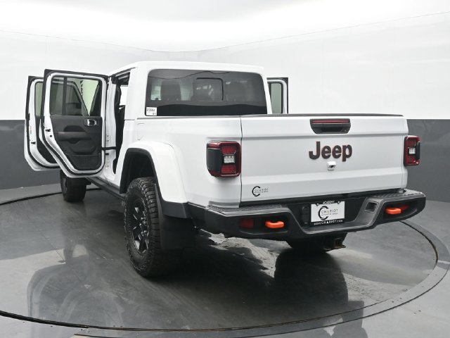 Used 2021 Jeep Gladiator Mojave AWD/4WD image 55