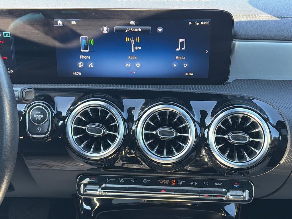 Used 2025 Mercedes-Benz CLA 250 image 13