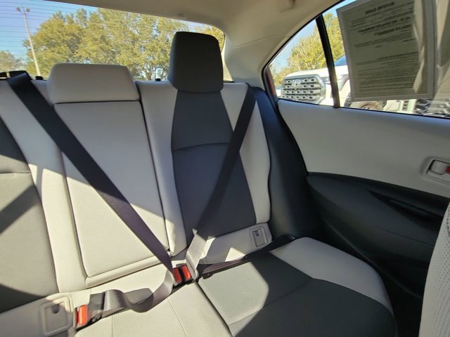 Used 2026 Toyota Corolla LE image 6