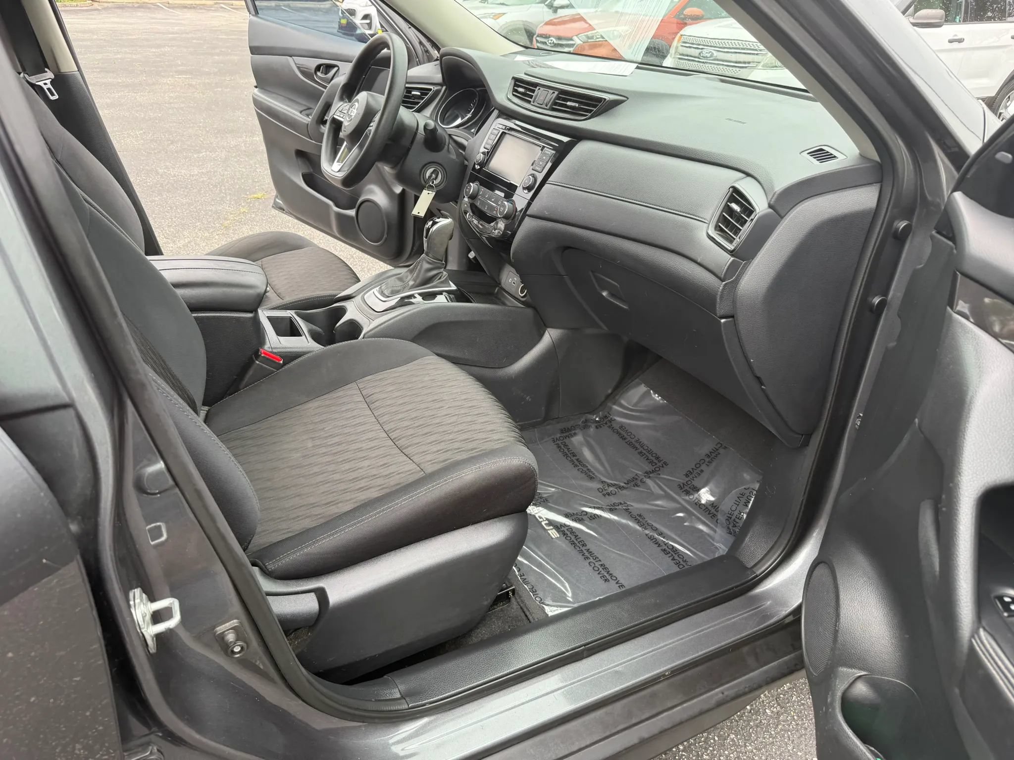Used 2019 Nissan Rogue S FWD image 19