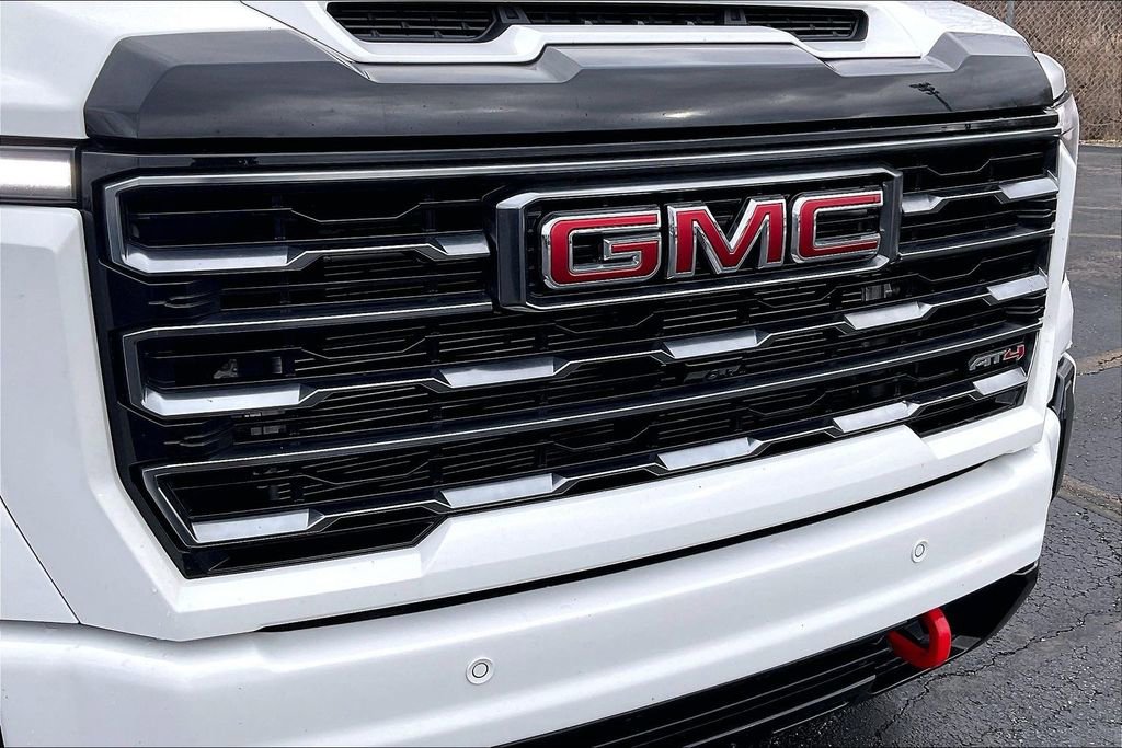 Used 2025 GMC Sierra 3500 AT4 w/ AT4 Premium Plus Package image 34