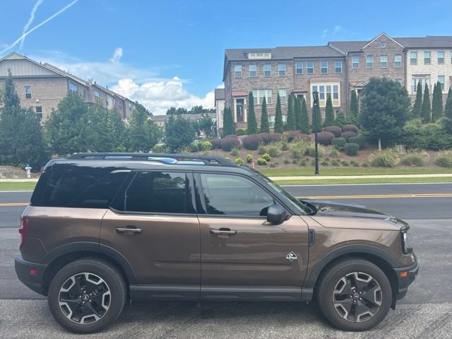 Used 2022 Ford Bronco Sport Outer Banks w/ Tech Package AWD/4WD image 3