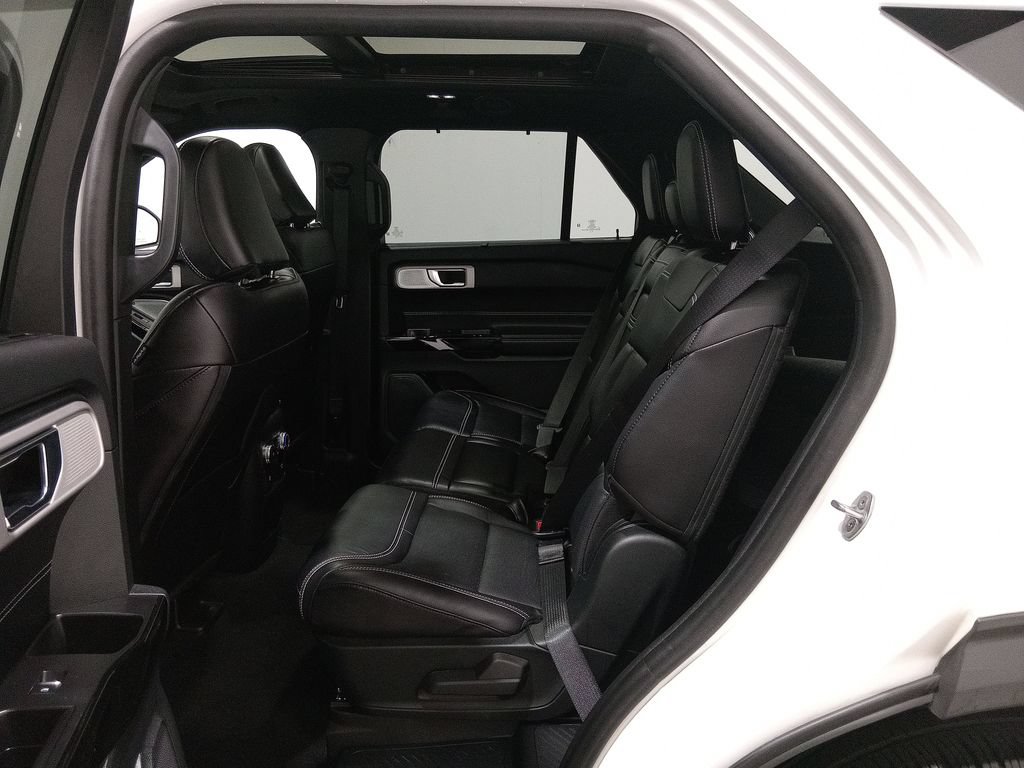 Used 2021 Ford Explorer ST w/ Equipment Group 401A AWD/4WD image 15