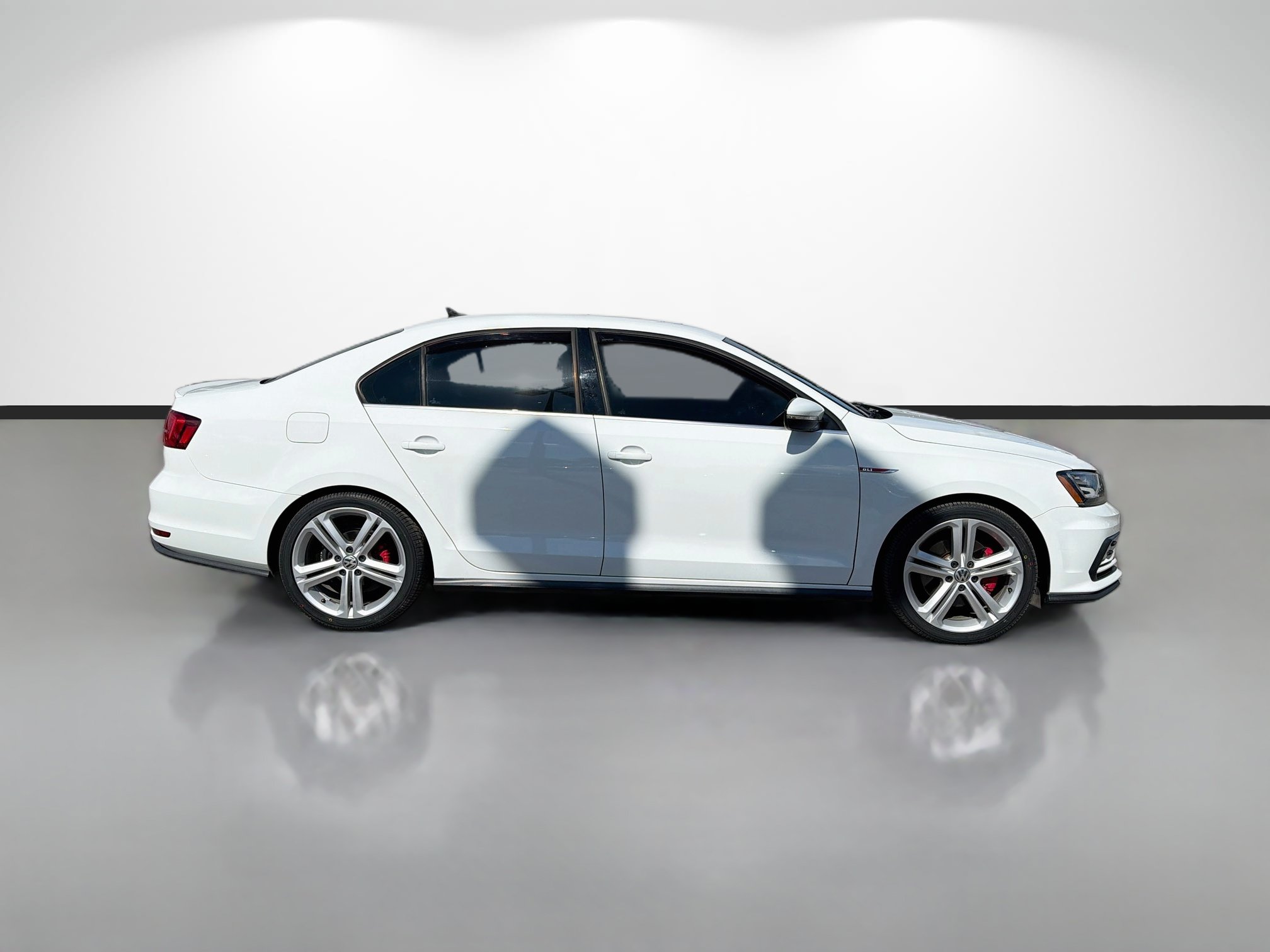 Used 2016 Volkswagen Jetta GLI SEL FWD image 2