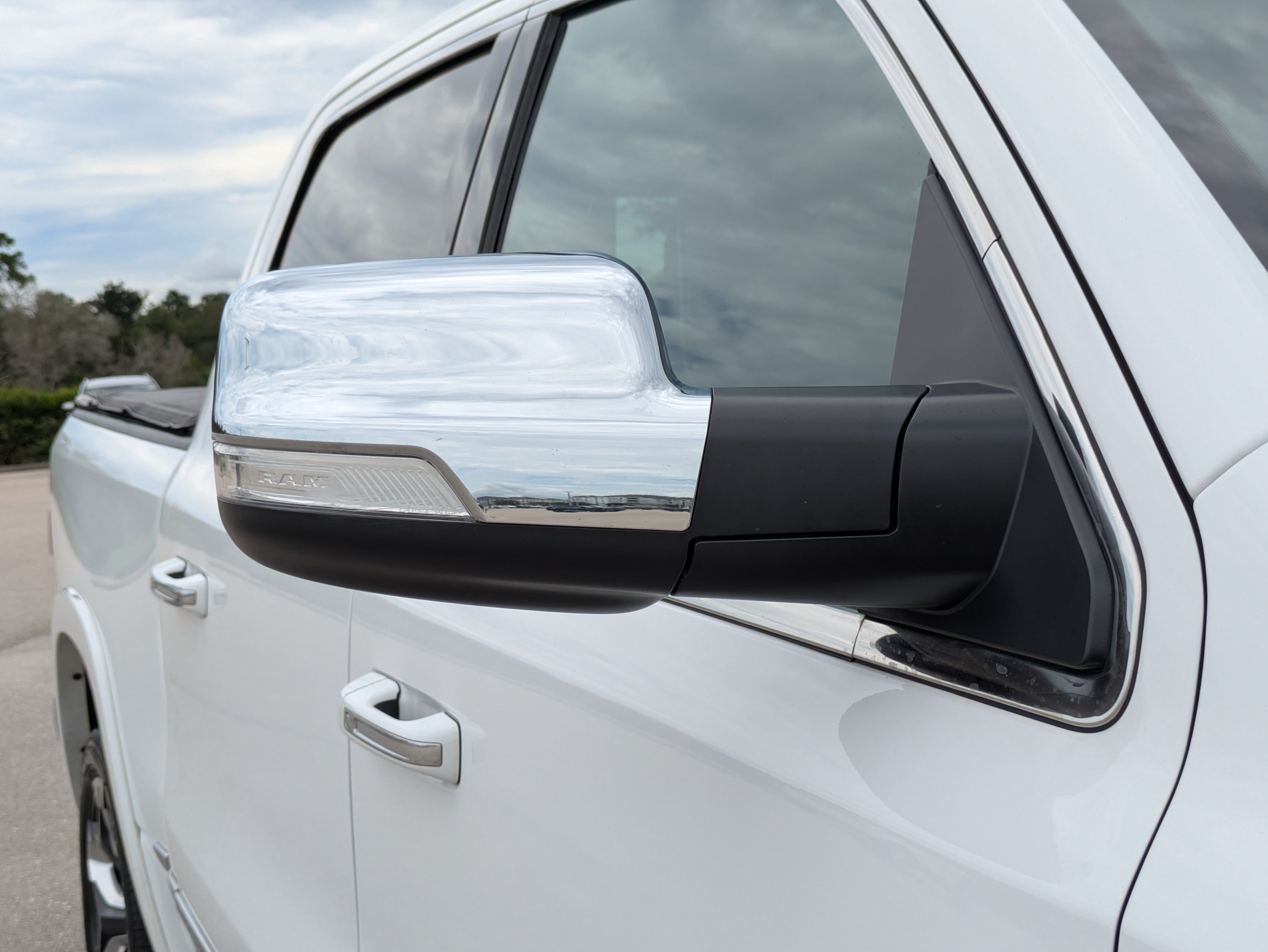 Used 2021 RAM 1500 Limited AWD/4WD image 12