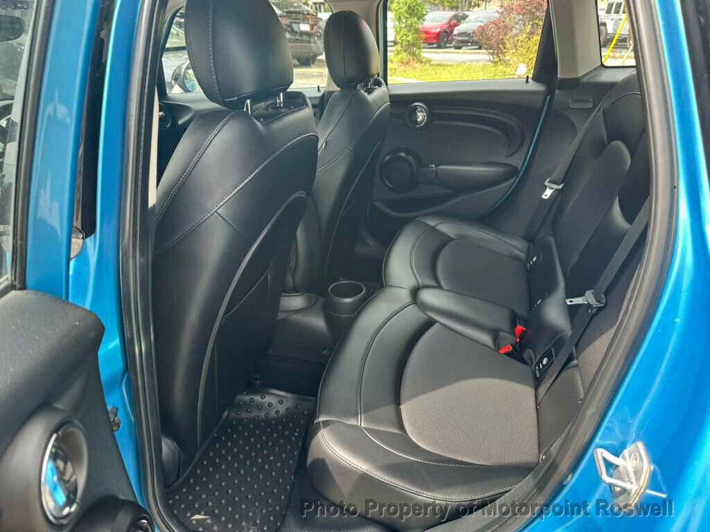 Used 2015 MINI Cooper 4-Door Hardtop FWD image 11