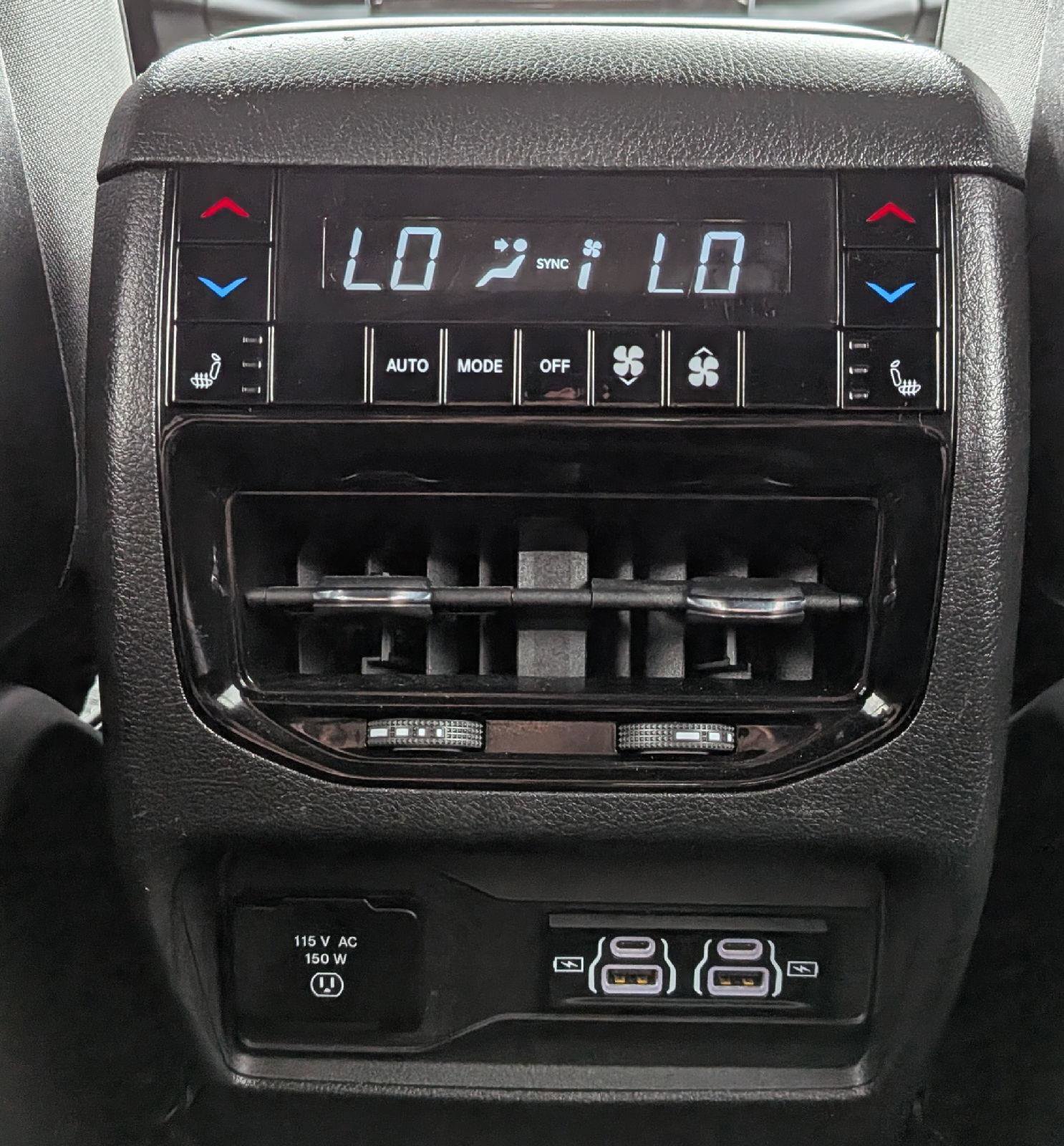 Used 2023 Jeep Grand Cherokee L Overland w/ Advanced Protech Group III AWD/4WD image 23
