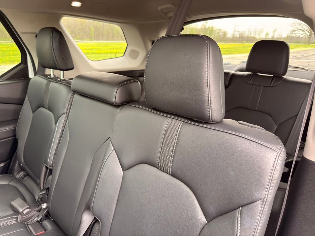 Used 2024 Honda Pilot Touring image 23