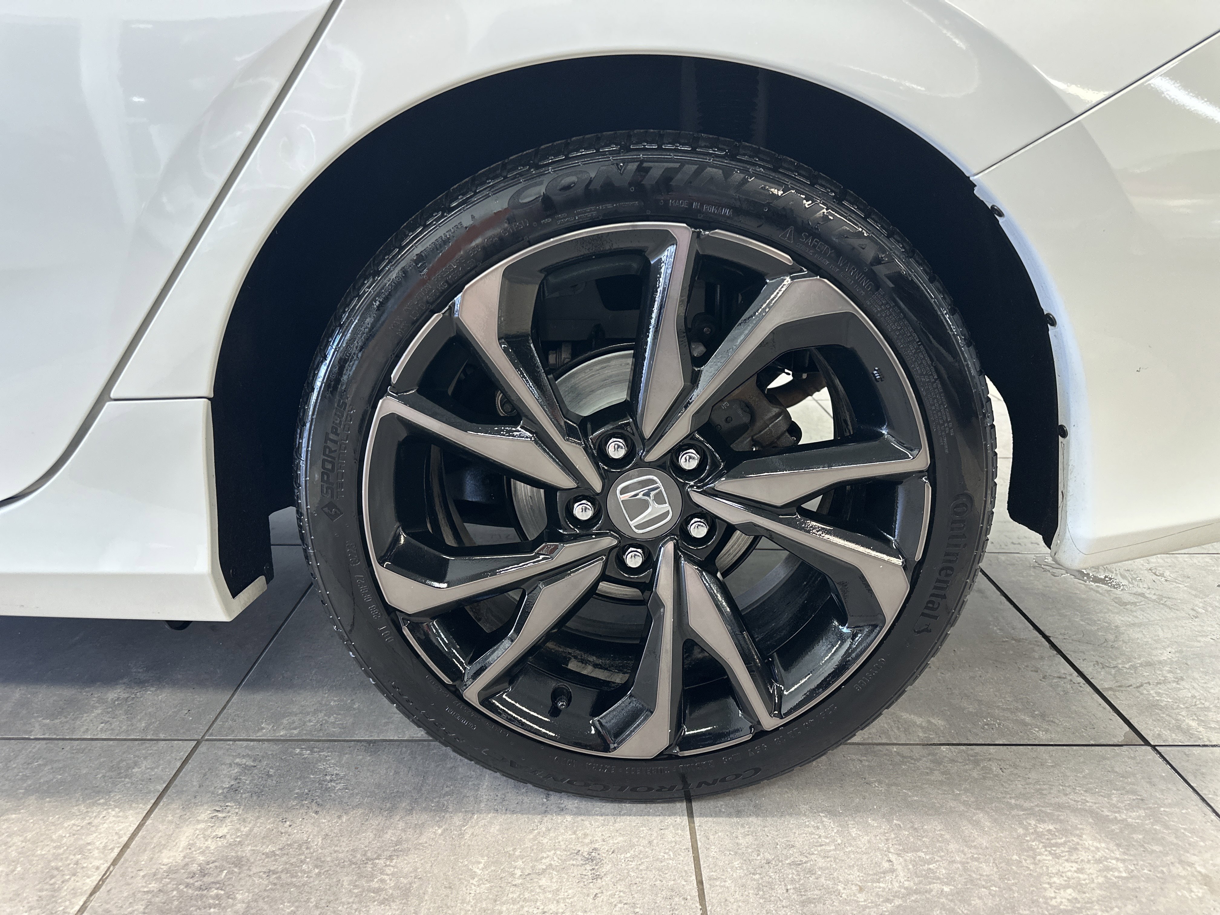 Used 2020 Honda Civic Sport image 8