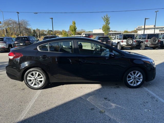 Used 2017 Kia Forte S image 5