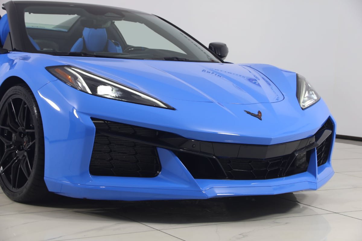 Used 2024 Chevrolet Corvette Z06 w/ Stealth Interior Trim Package RWD image 58