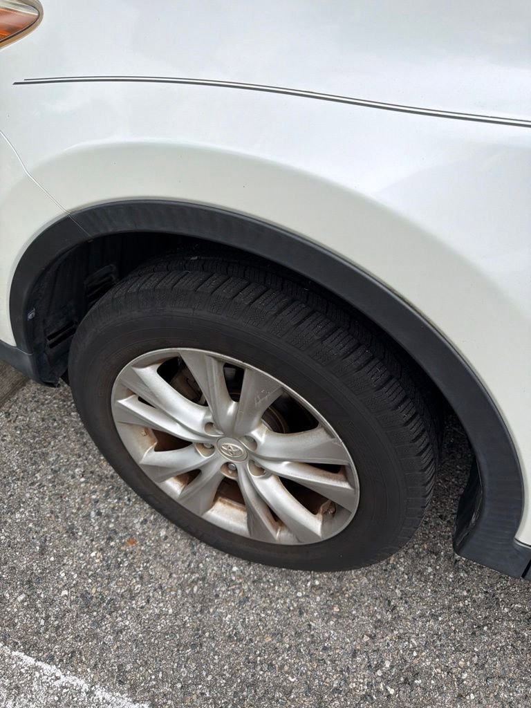 Used 2014 Toyota RAV4 Limited FWD image 10