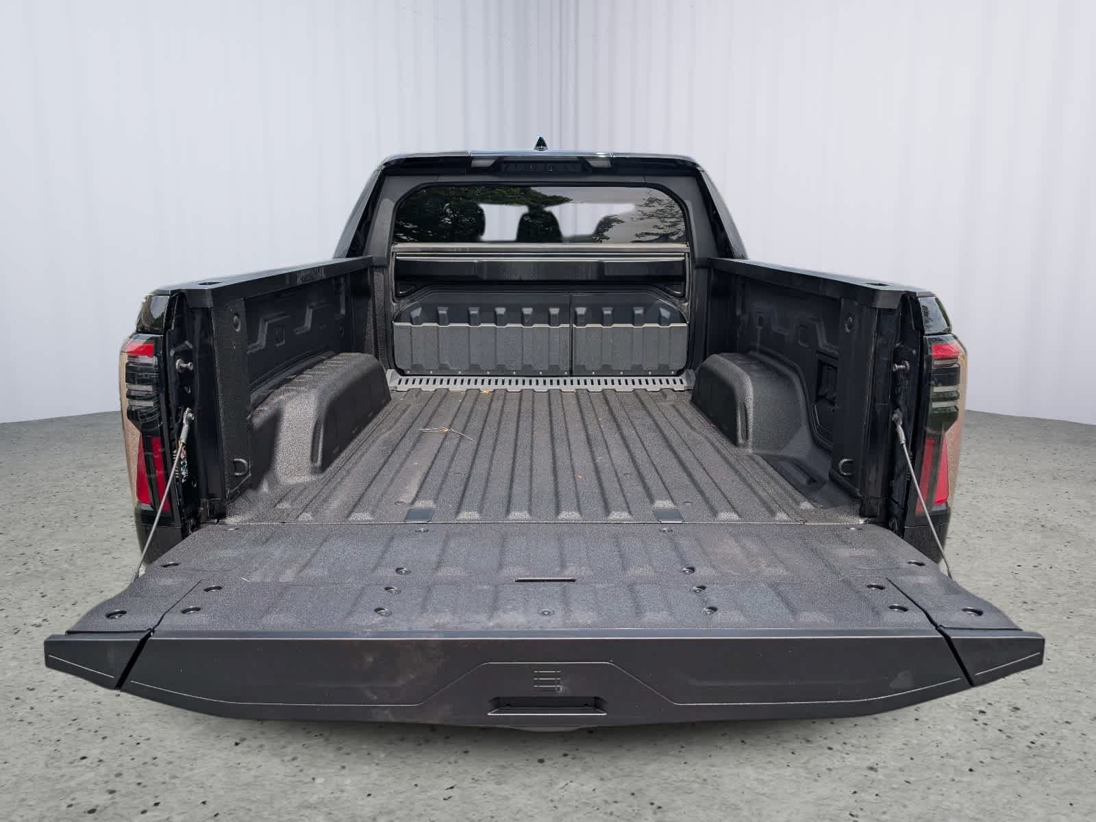 Certified 2025 GMC Sierra EV Denali AWD/4WD image 11