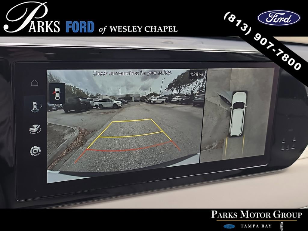 Used 2025 Hyundai Palisade Calligraphy image 23