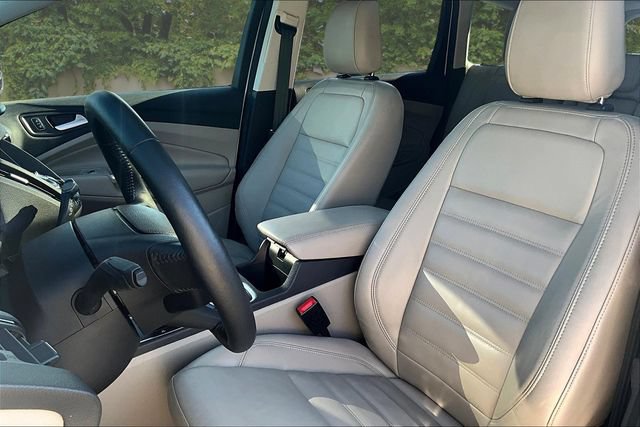 Used 2019 Ford Escape Titanium AWD/4WD image 21