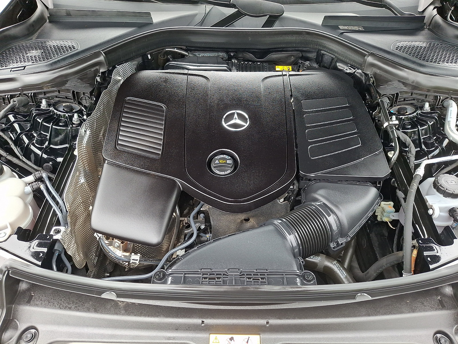 Used 2024 Mercedes-Benz GLC 300 4MATIC image 27