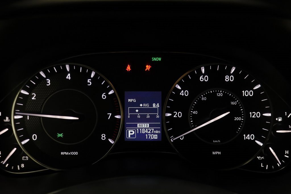Used 2017 Nissan Armada Platinum w/ Interior Lighting Package image 8