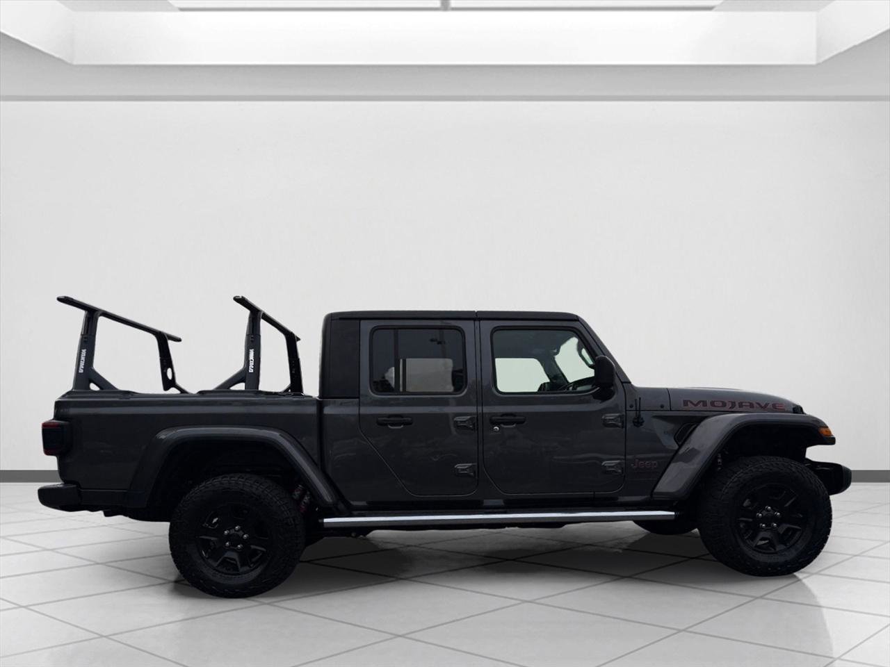 Used 2020 Jeep Gladiator Mojave AWD/4WD image 6