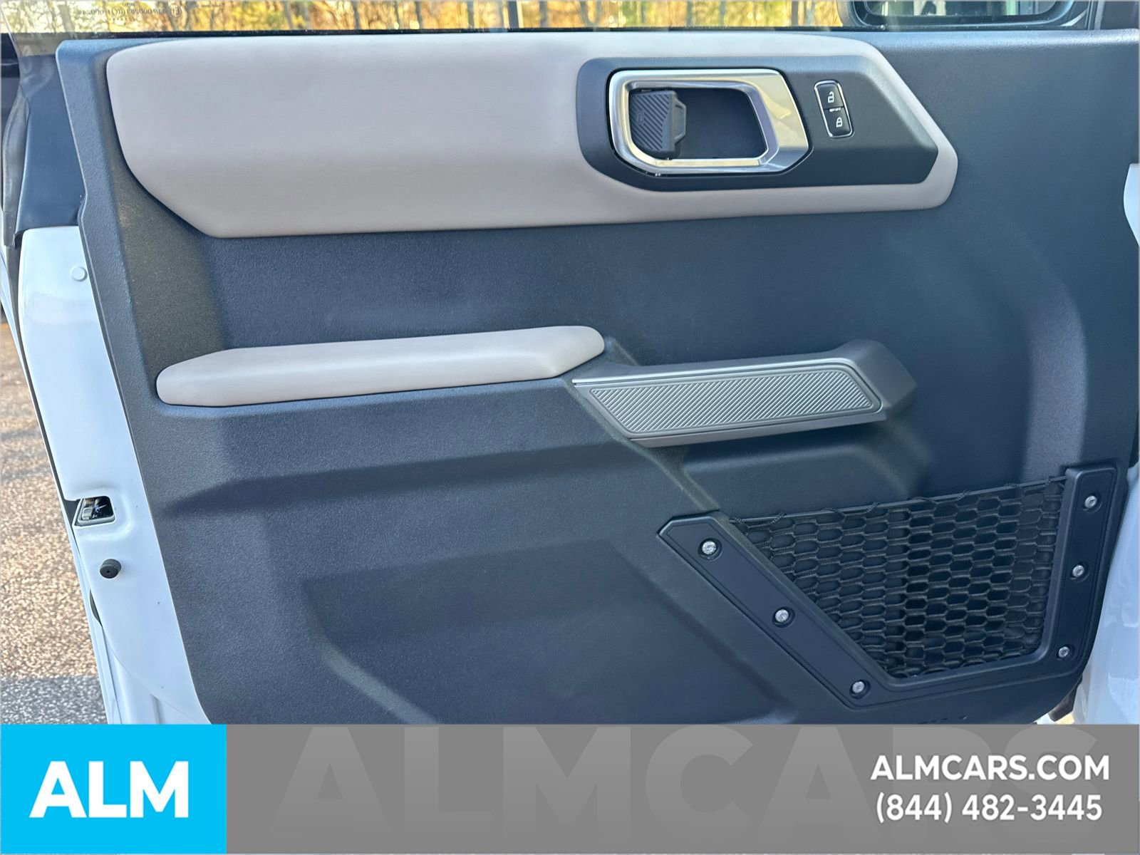 Used 2023 Ford Bronco Wildtrak image 12