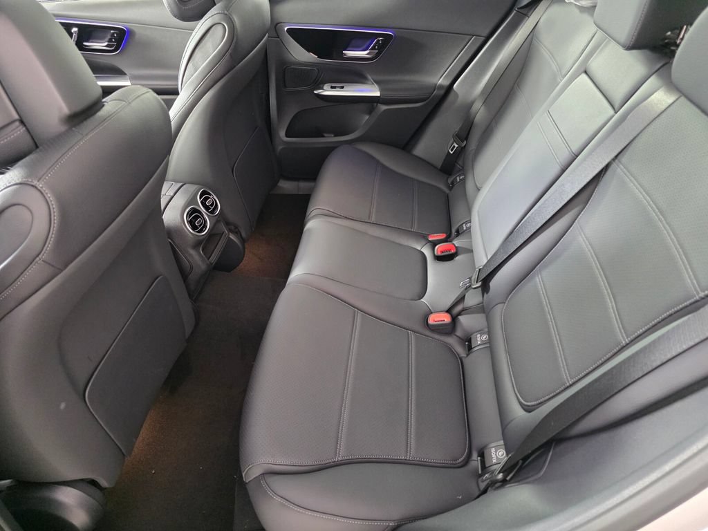 New 2026 Mercedes-Benz GLC 300 image 11